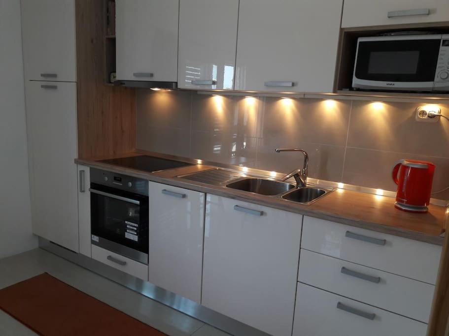 Sunset Apartment Sevid Exterior foto